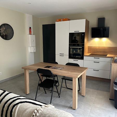 Maison T3 Dans Un Village Calme Saint-Mitre-les-Remparts Zewnętrze zdjęcie