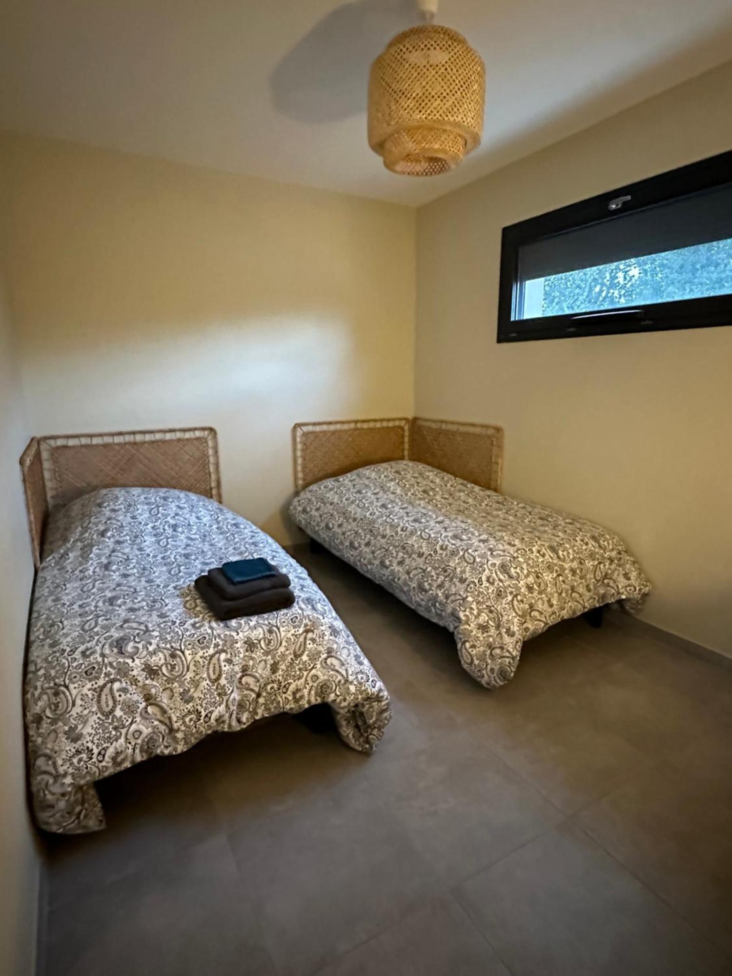 Maison T3 Dans Un Village Calme Saint-Mitre-les-Remparts Zewnętrze zdjęcie