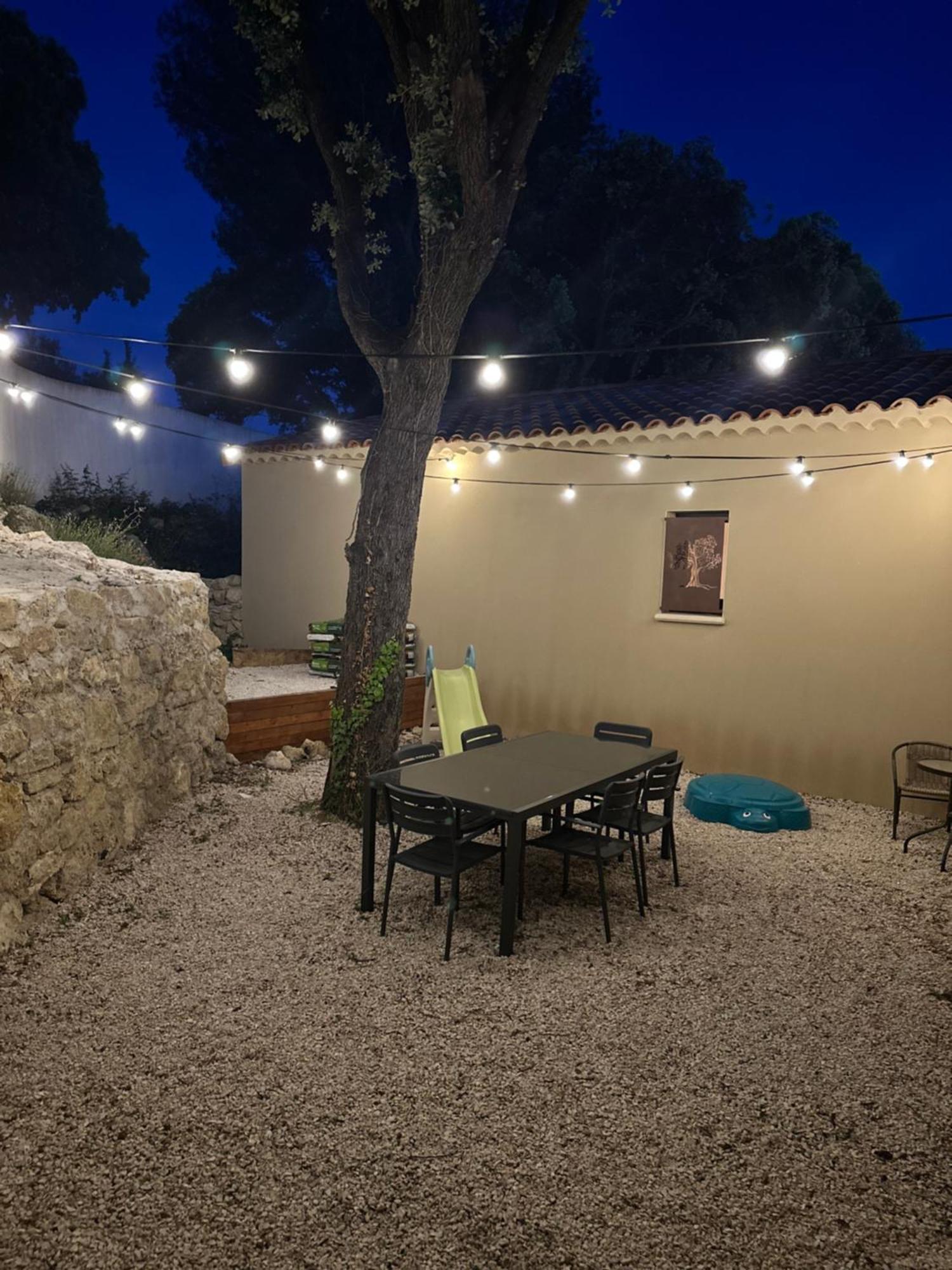 Maison T3 Dans Un Village Calme Saint-Mitre-les-Remparts Zewnętrze zdjęcie