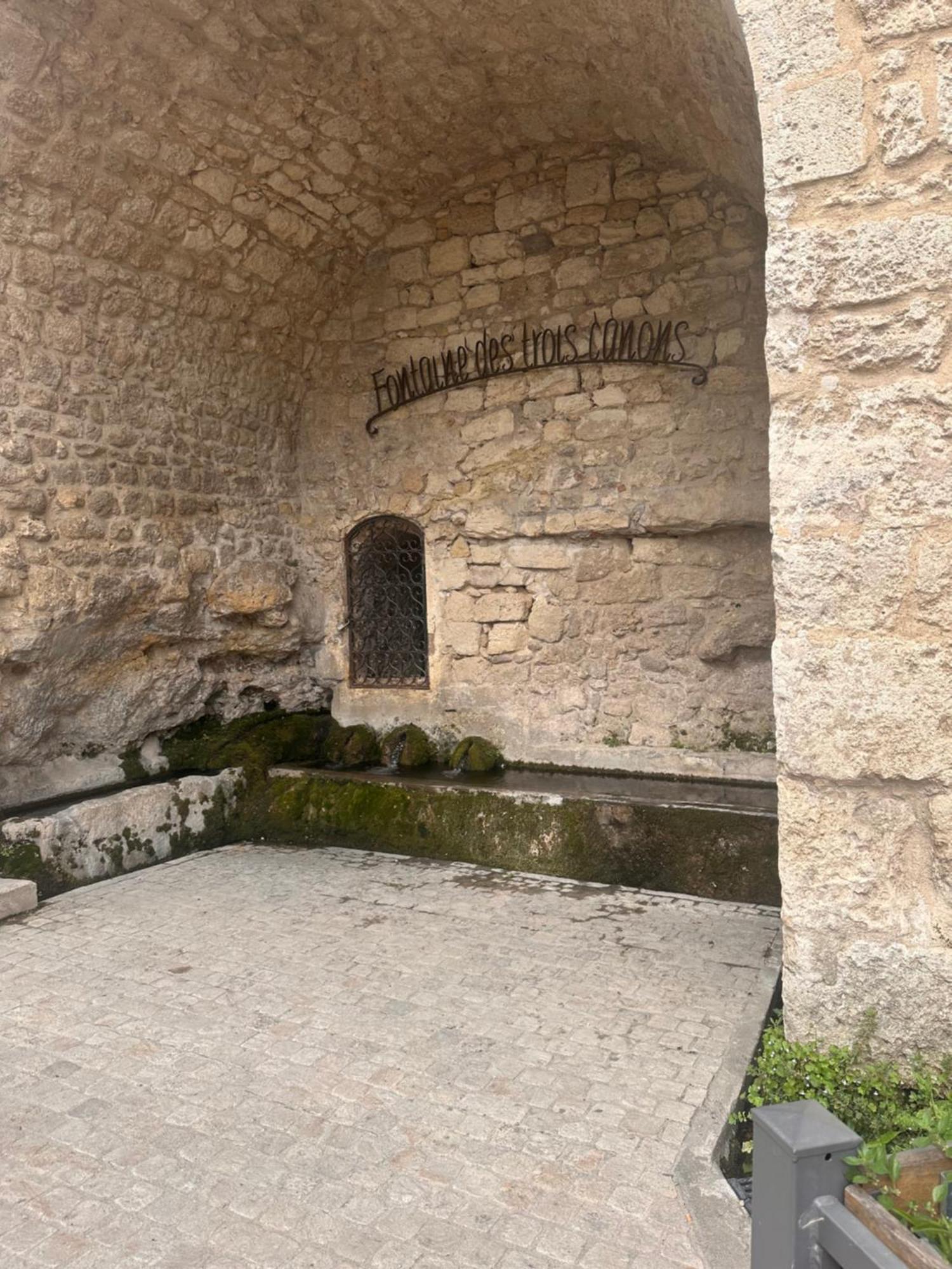 Maison T3 Dans Un Village Calme Saint-Mitre-les-Remparts Zewnętrze zdjęcie